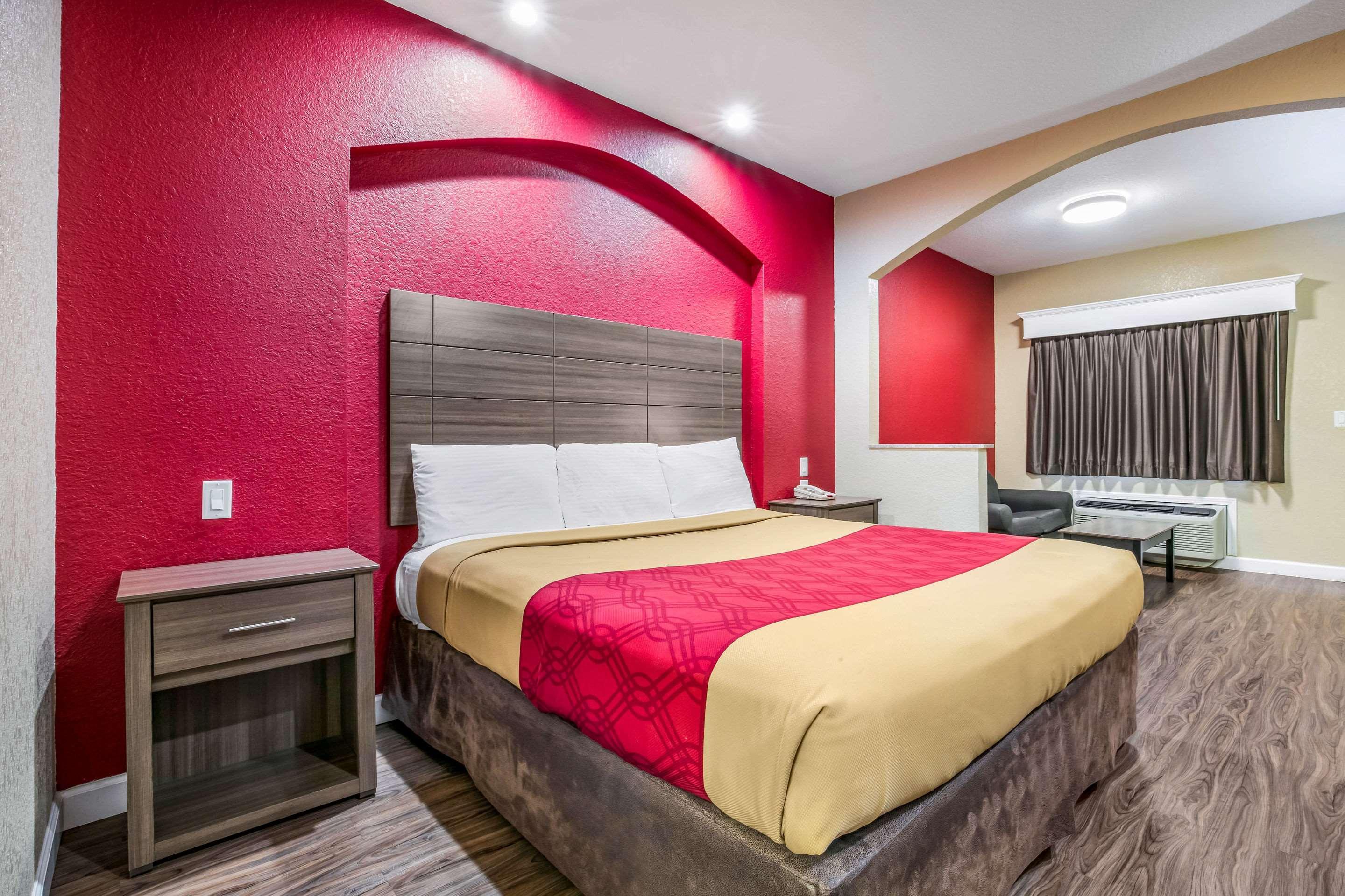 Econo Inn&suites Horn Horn Lake
