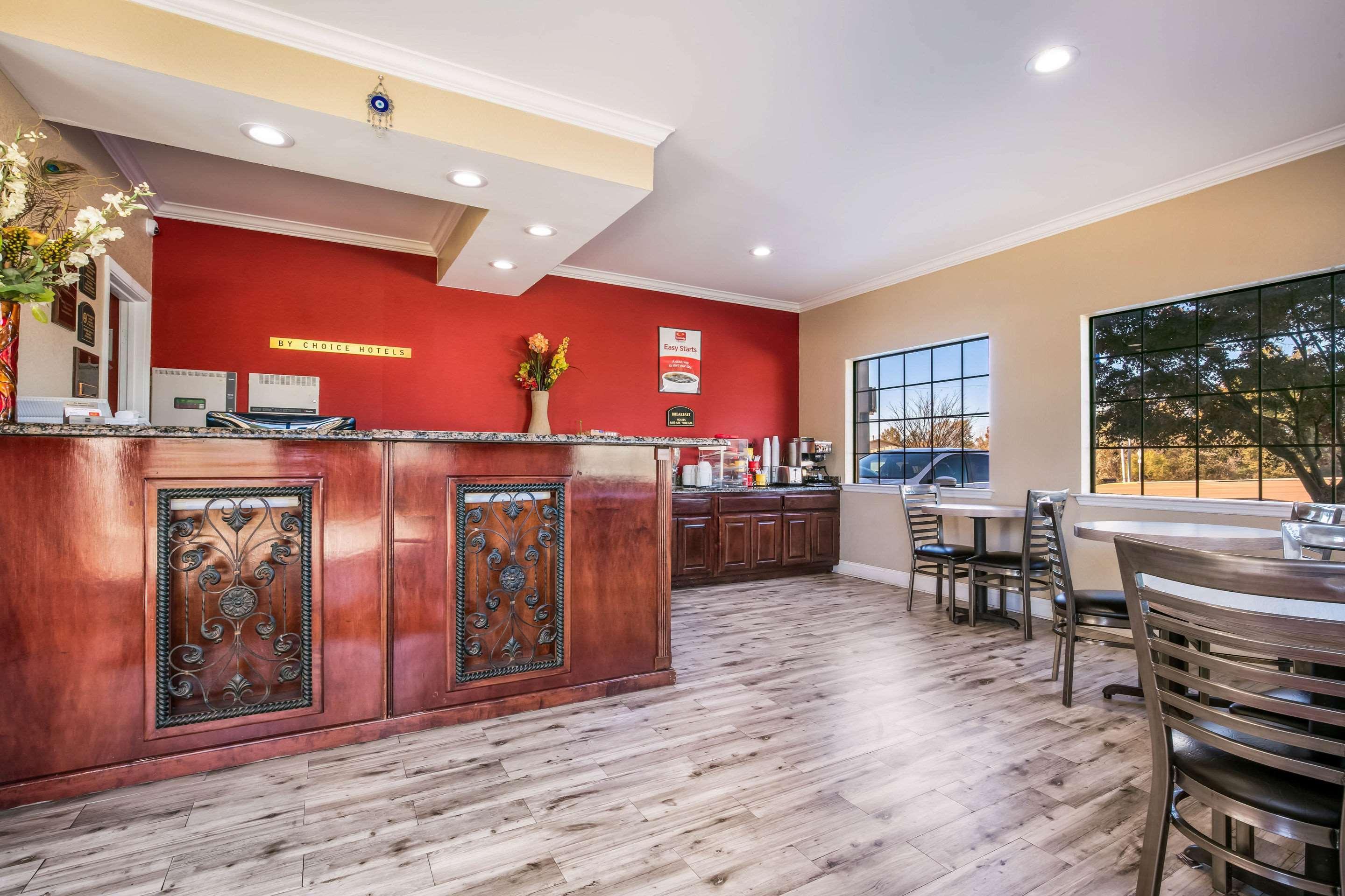 Econo Inn&suites Horn Horn Lake
